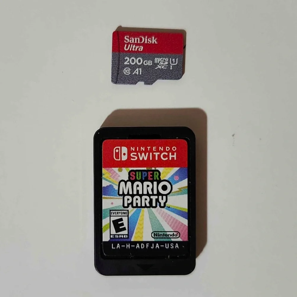 Nintendo Switch Bundle - Picture 5 of 7